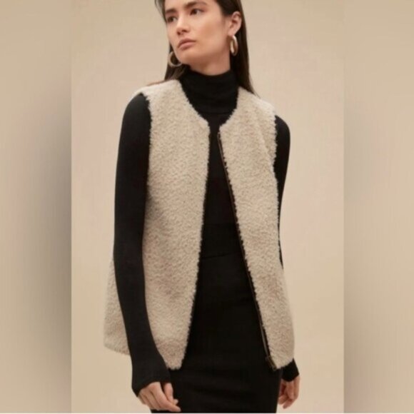 Aritzia Jackets & Blazers - Aritzia - Wilfred ivory chatou vest, Sherpa vest